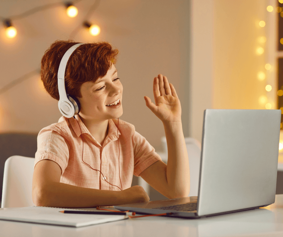 Travail à domicile sur ordinateur